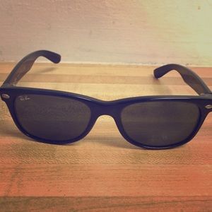 Ray-ban black sunglasses