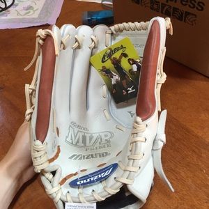 Mizuno MVP prime softball infield/pitcher glove