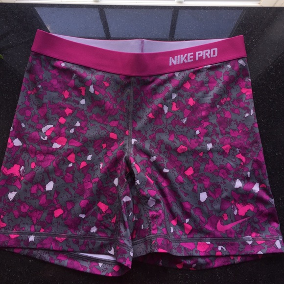 Nike Pro 5" compression shorts
