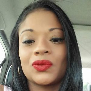 Meet your Posher, Jeannette