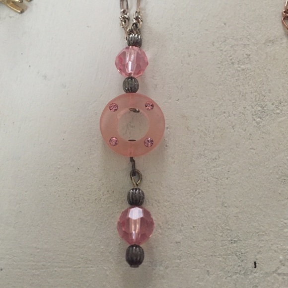 Many different pieces - Picture 2 of 3