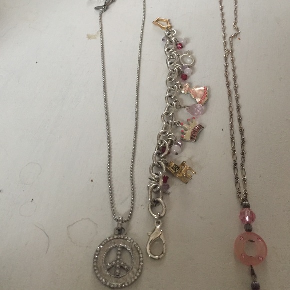 Many different pieces - Picture 3 of 3