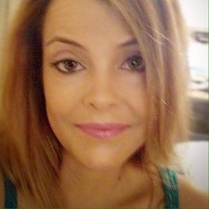 Meet your Posher, Keeley