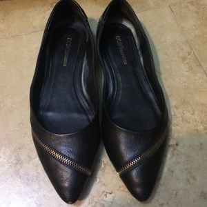 Bcbg flats