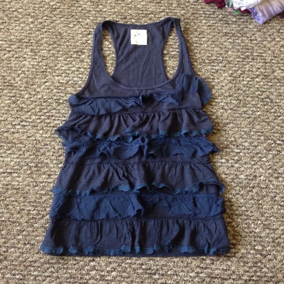 Hol lister tank top, ruffled blouse