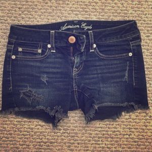 American eagle ripped black stretch shorts