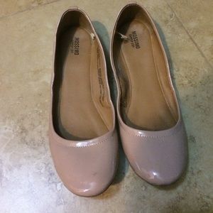 Mossimo flats