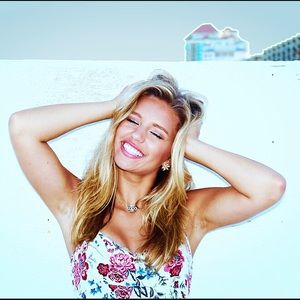 Meet your Posher, Sydney