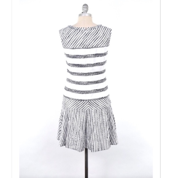 ❌SOLD❌NWT J.Crew striped drop-waist dress - Picture 2 of 4