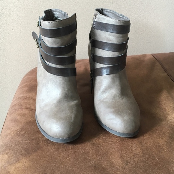 Cute ankle boots!
