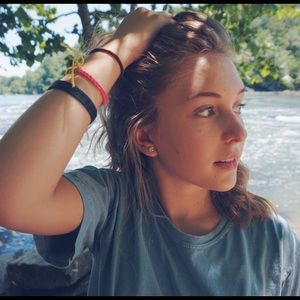 Meet your Posher, Casey