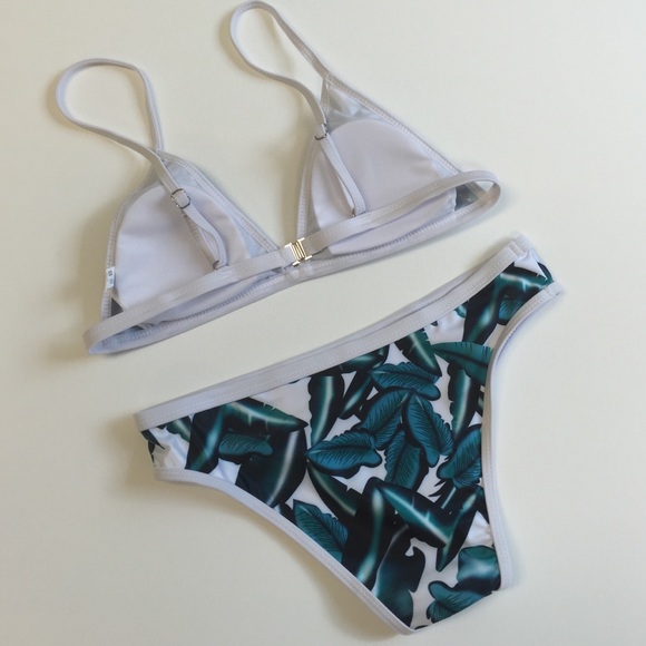 SW 173 Leave print bikini - Picture 3 of 3