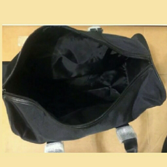 Michael Kors Weekender Duffle Bag - Picture 3 of 4