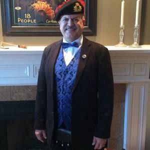 Meet your Posher, Wayne