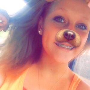 Meet your Posher, Halie