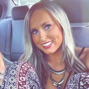 Meet your Posher, Kailyn