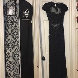 BEAUTIFUL black prom dress from Genealogy
