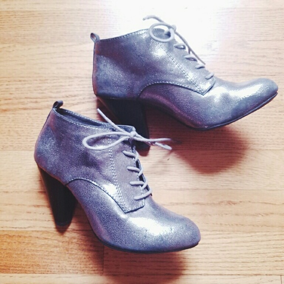 Forever 21 Metallic Oxford Lace-Up Bootie Heels