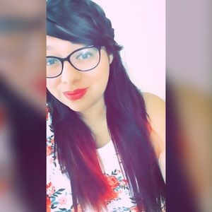 Meet your Posher, Noemi