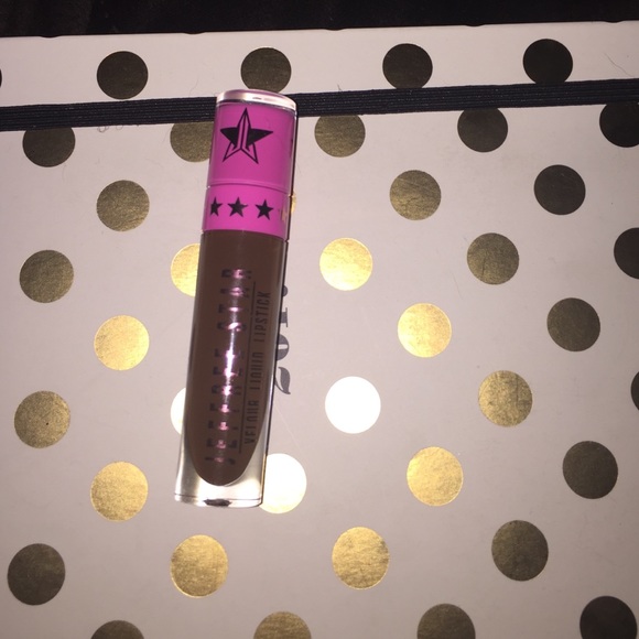 ⭐️JStar Dominatrix Matte Lipstick✨