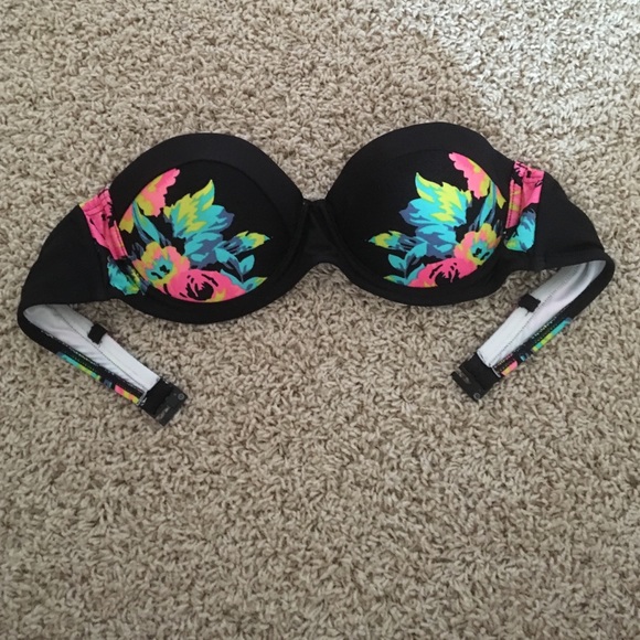 Bikini top