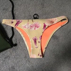 triangl bikini