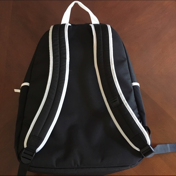 Oakley backpack - Picture 3 of 4