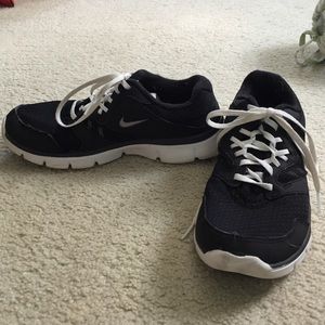 Black & white flex experience run 3