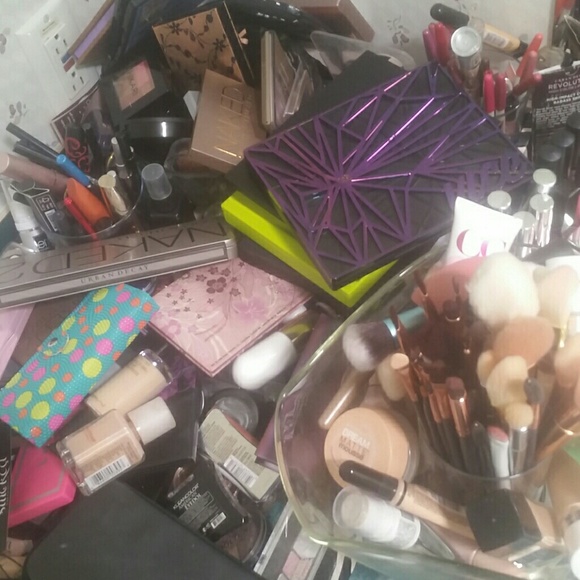 .. - Picture 1 of 1