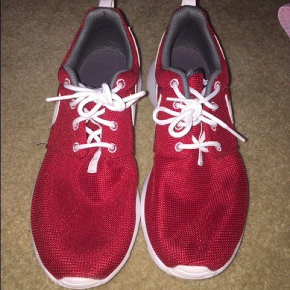 Red Nike Roshe Runs