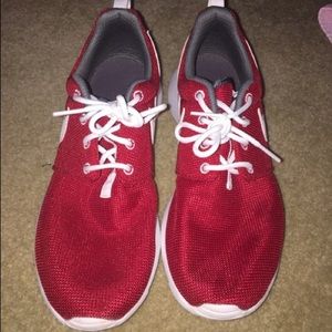 Red Nike Roshe Runs