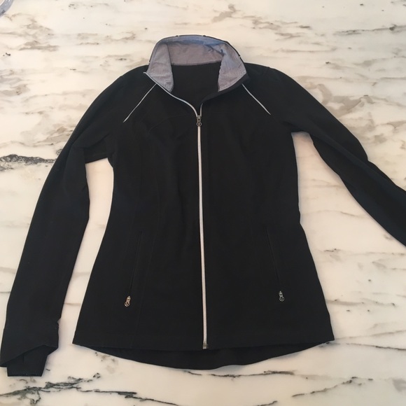 Women's Black Lululemon Jacket