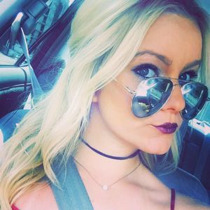 Meet your Posher, Madeline