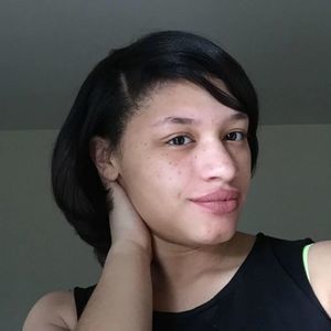 Meet your Posher, Chanel