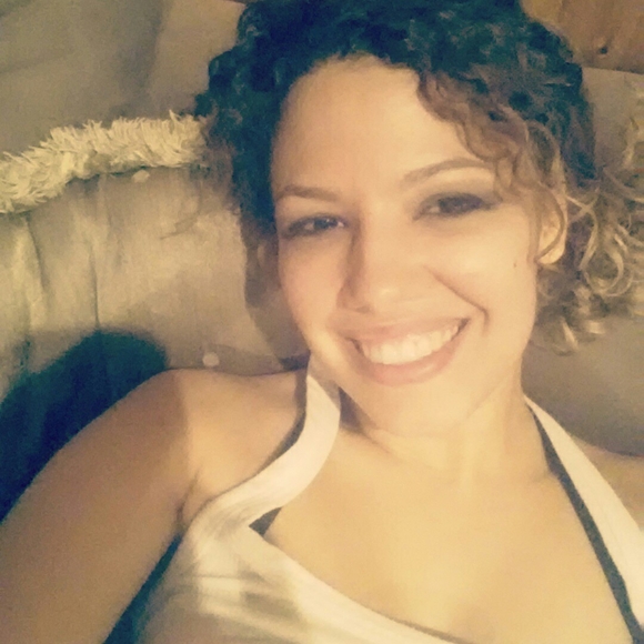 Meet your Posher, Maylisa