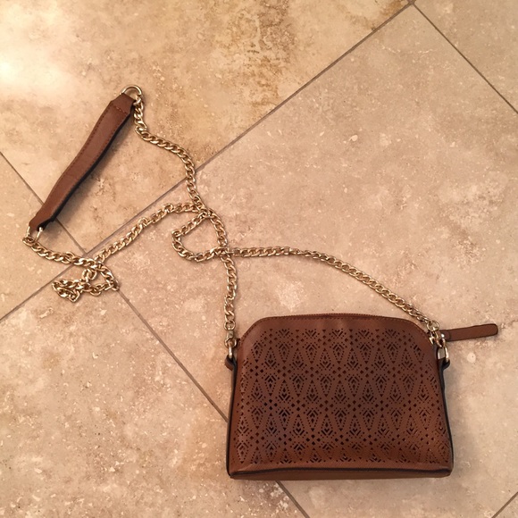 Chain strap bag by Street Level from Francesca's