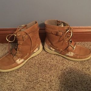 Women's Sperry boots
