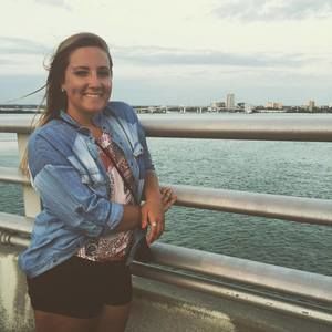 Meet your Posher, Hannah