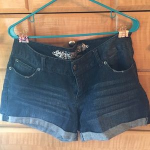 🆕NWOT Express Denim Shorts