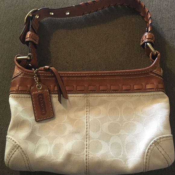 Small Coach Handbag. - Picture 1 of 2