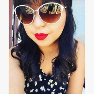 Meet your Posher, Vianca lynn