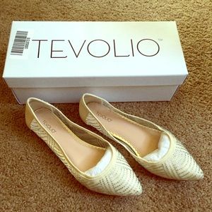 Size 6 sparkling champagne colored flats