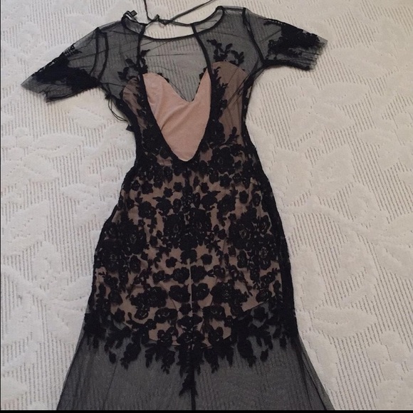 ❌SOLD❌ For Love and Lemons Luau maxi dress - Picture 3 of 4