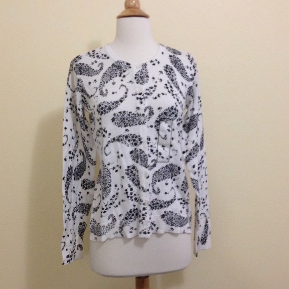 Vintage Style Paisley Print Sweater