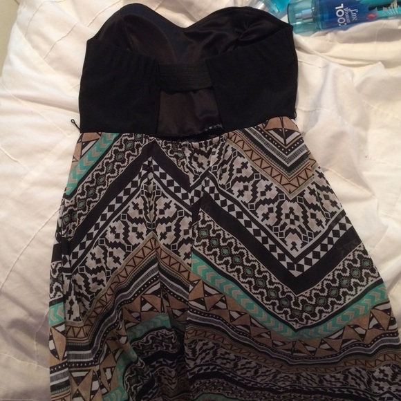 Dress - Picture 2 of 2