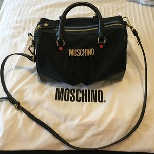 Moschino purse with cross body strap
