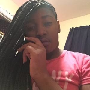 Meet your Posher, Latisha