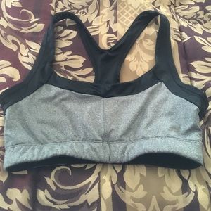 Sports bra