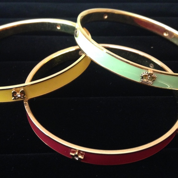 NWOT. JUICY COUTURE 👑 bangle bracelets.