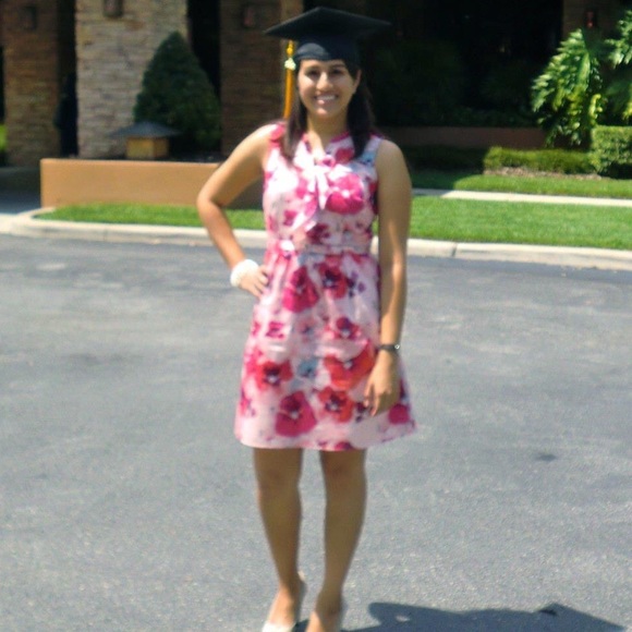 Fun floral  LOFT dress with hidden pockets.